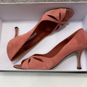 Manolo Blahnik’s size 40